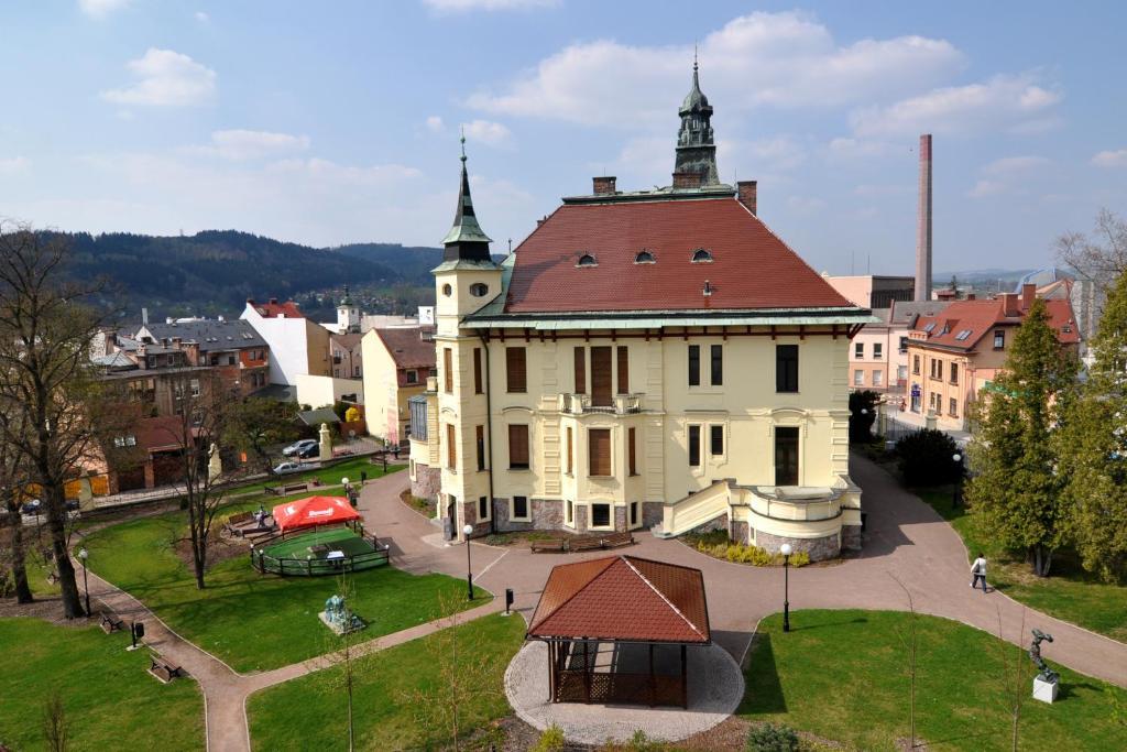 Hotel Poprad Ústí nad Orlicí المظهر الخارجي الصورة